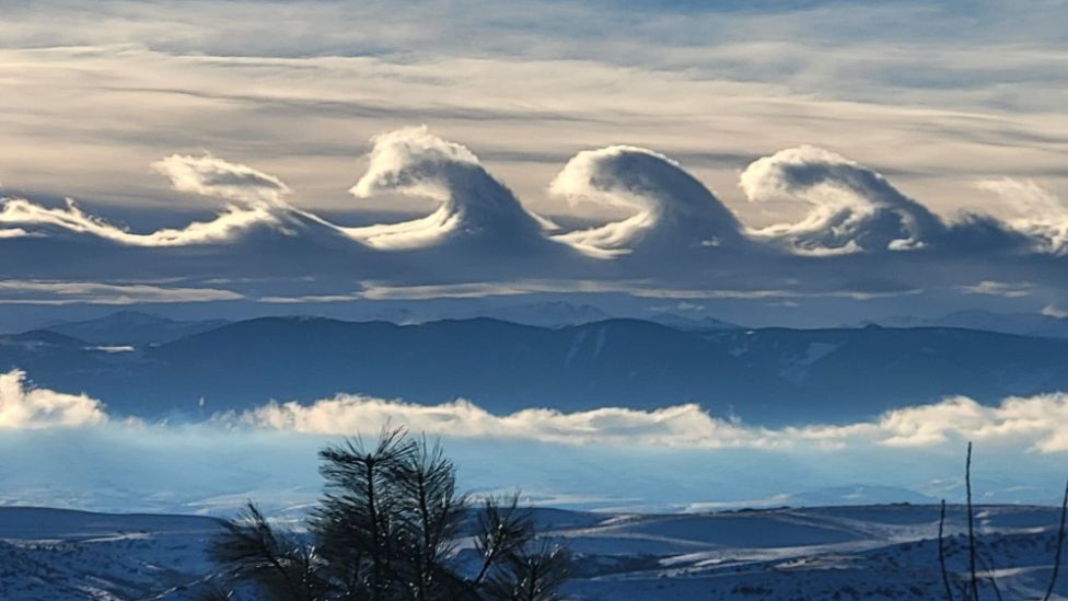 Kelvin-Helmholtz Clouds Look Like Ocean Waves in the Sky | The Lyncean ...